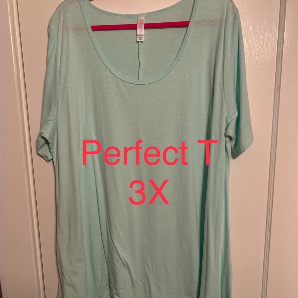 LulaRoe Perfect T 3x
